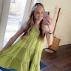 Meet your Posher, Juliana